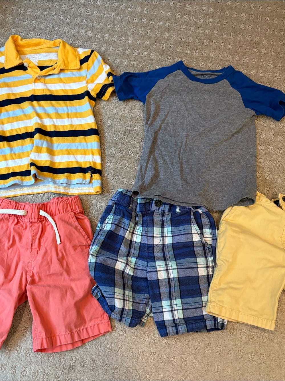 Kids Short Sleeve Raglan T-Shirt and Shorts Set